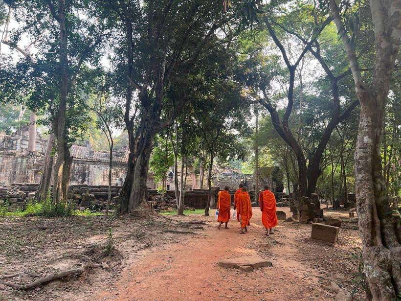 1-Day Angkor Wat Private Tour with Spanish Tour Guide. - Price and value, including the Angkor pass reality