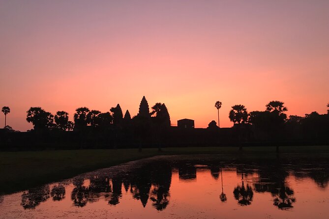 1 Day | Angkor Wat Sunrise with Small Tour - Stop 1: Angkor Wat Sunrise, Cardinal Design, and the Reflection Pool View