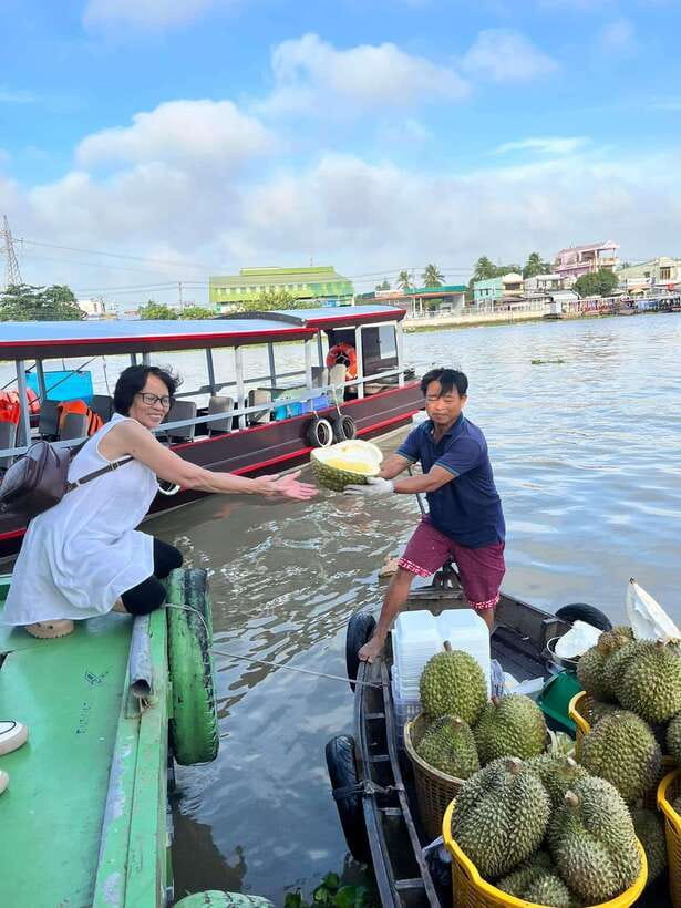 1-Day Mekong Delta | Cai Be - Vinh Long - From Ho Chi Minh City to Cái Bè by 7:30 AM: what the drive adds