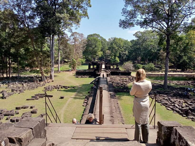 1-Day private Angkor Temple Tour from Siem Reap - What to wear, what to pack, and how not to lose time at the gate