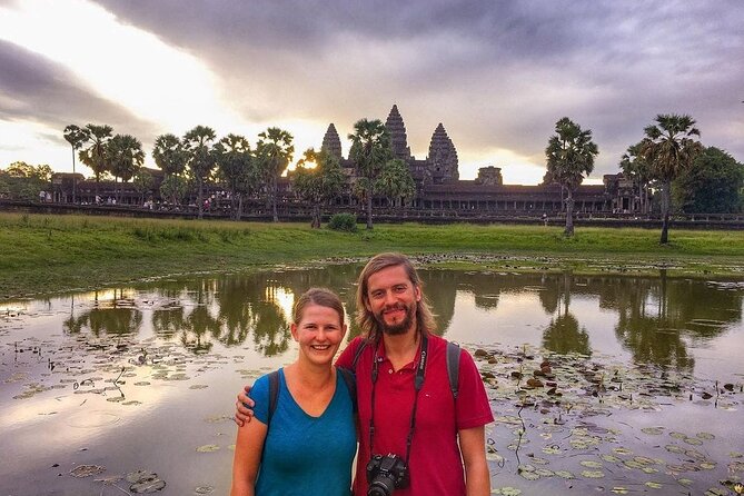 1-Day Uncover The Endless Treasure Of Angkor Tour with Sunset. - A private Angkor day from Siem Reap that feels less stressful