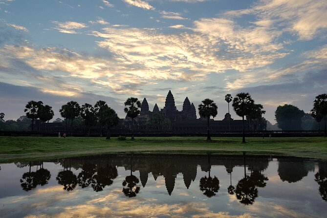 1day private tour to all majestic Temples in Angkor and Sunset - Terrace of the Elephants and the scale of ceremonial viewing