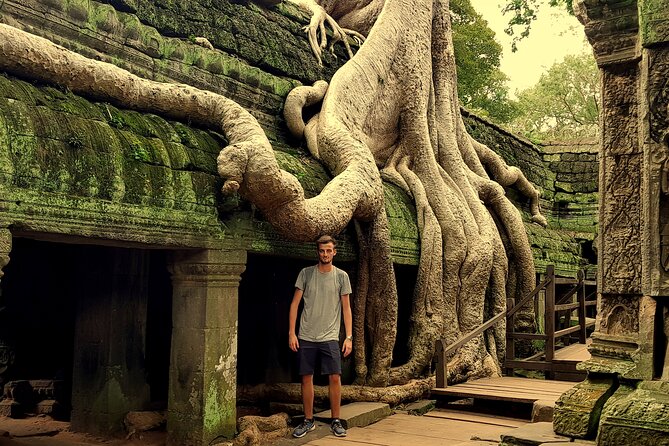 1day private tour to all majestic Temples in Angkor and Sunset - Ta Prohm: jungle temple mood and the famous roots