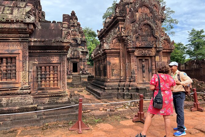 2-Day Angkor Wat and Banteay Srei with Countryside Exploration - Angkor Thom highlights: South Gate and Bayon’s face towers