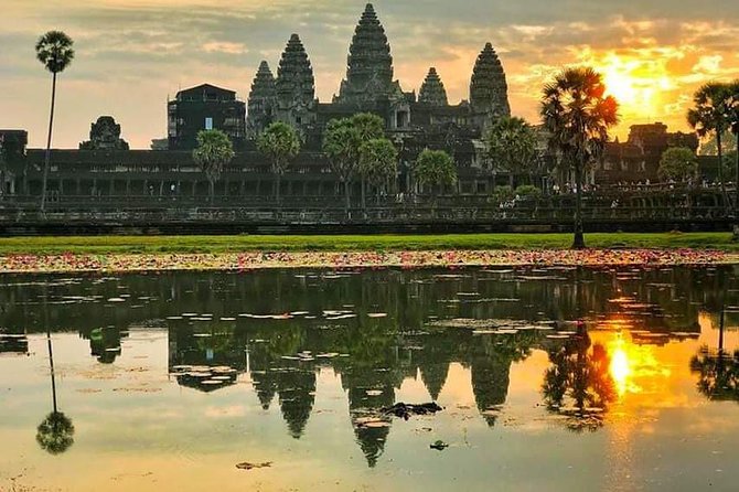 2-Day Angkor Wat Sunrise tour, Banteay Srei & Tonle Sap lake - Pre Rup, the Temple-Mountains, and the Long Angkor Chain