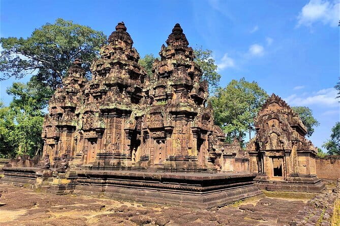 2 Day Cambodia Private Guided Tour in Angkor Temples - Guides, drivers, and why their style changes your day