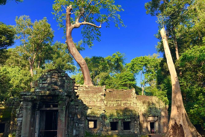 2 Day Temple Tour + Tonle Sap lake + Banteay Srie temple - Guides and service: why the experience can feel personal, not rushed