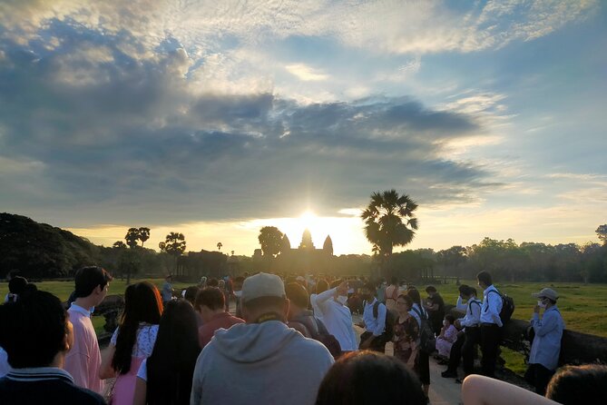 2-Day tour with sunrise - What the guide actually adds to Angkor (beyond reciting facts)
