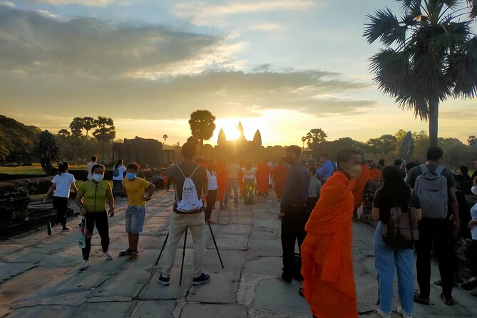 2-Day tour with sunrise - Price and value: is $135 fair for a private sunrise plan?