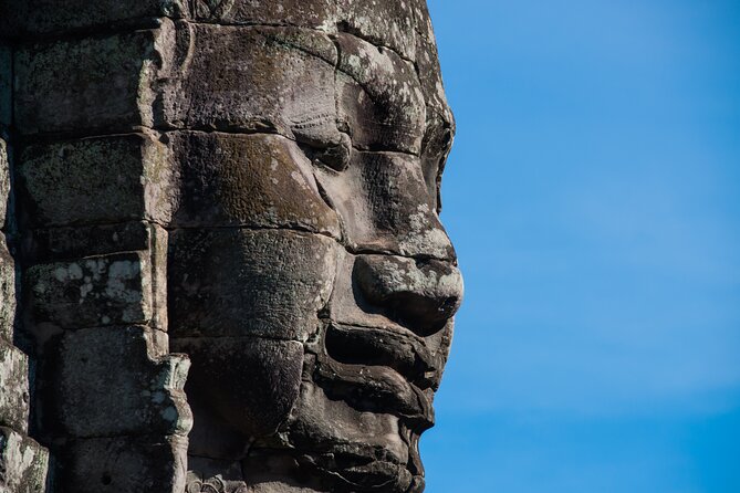 2-Day Unforgettable Experience of Angkor Wat - Siem Reap evening: road 60m (Kyung Yu) street food and night shopping