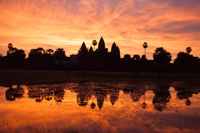 2-Day Unforgettable Experience of Angkor Wat - Angkor Wat sunrise at 4:30 a.m.: what you gain with early pickup