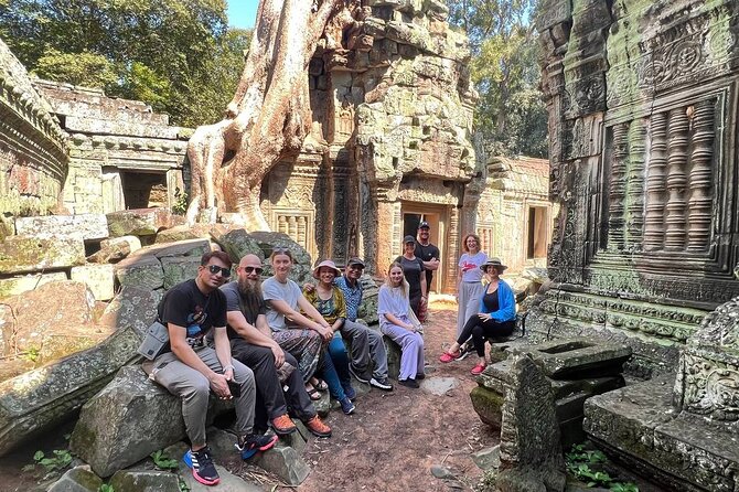 2 Days Exclusive Temple Highlights with Sunset and Sunrise Tour - Day 1: Pre Rup, Banteay Srei, Neak Pean, Preah Khan, and a Rice-Fields Sunset