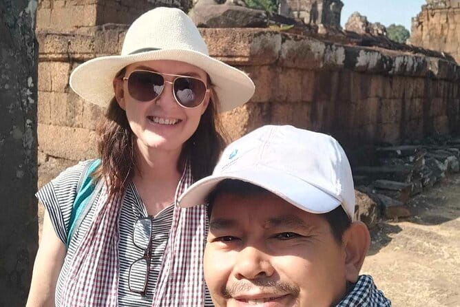2 Days Major Angkor Temples, Banteay Srei and Sunrise/Sunset - Day 1: Angkor Wat Sunrise, Bayon Faces, and Ta Prohm in the Jungle