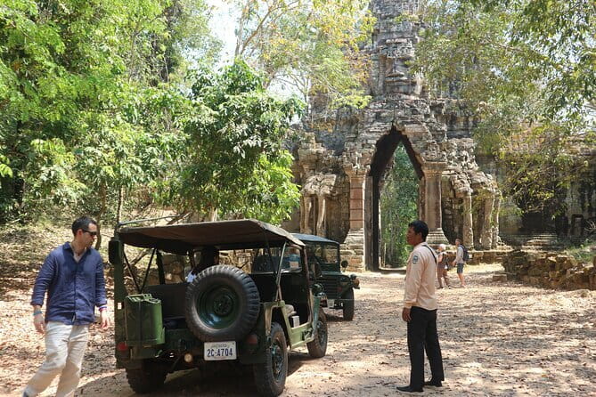 2 days private tour: Angkor sunrise, Banteay Srei, Kulen mountain, Beng Mealea - Beng Mealea jungle ruins and why this stop matters