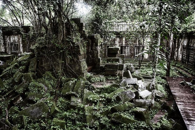 2-Days Private Tour Discovery Angkor Wat , Waterfall and Beng Mealea Temple - Transport and timing: the quiet advantage of being private
