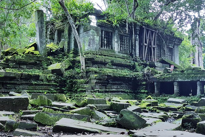 2-Days Private Tour in Angkor Sunrise, Banteay Srei and Beng Mealea Temple - Beng Mealea: the untouched ruin feel and the kind of walking it takes