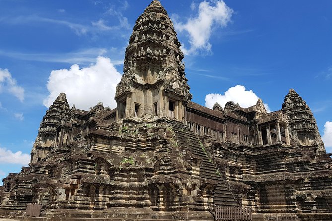 2-Days Private Tour in Angkor Sunrise, Banteay Srei and Beng Mealea Temple - The guides: why names like Pin, Thean, Vanthean, and Bullfrog come up