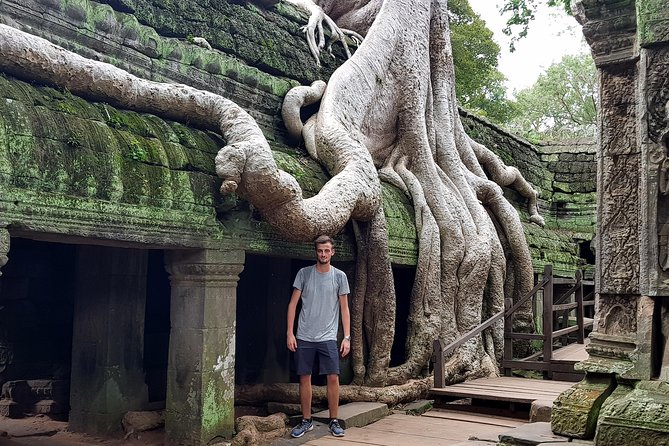 2-Days Private Tour in Angkor Sunrise, Banteay Srei and Beng Mealea Temple - Comfort and logistics: A/C car, water, and a private rhythm