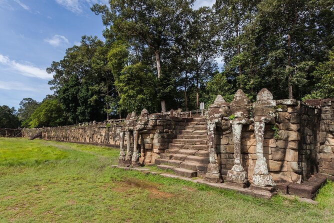 2days Explore Angkor wat Small Tour & Big Tour + Banteay Srei (Private tour) - Who this tour suits best