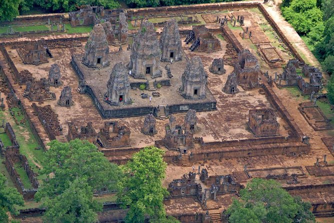 3-Day Angkor, Lake-side Village & Roluos Temples Tour - Wrapping Up in Siem Reap: Artisans Angkor or the Old Market