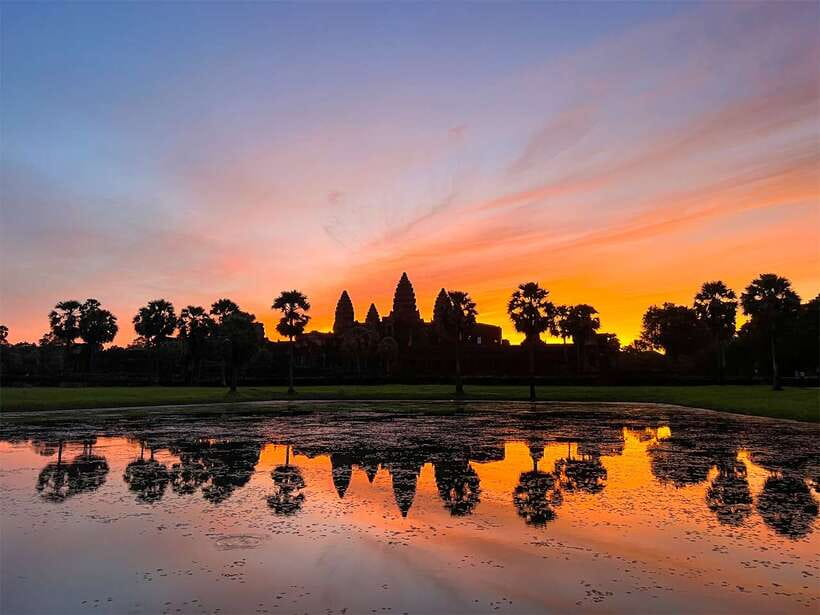 3-Day Angkor Wat Tour with Kulen Mountain & Floating Village - Sunrise at Angkor Wat: The Real Reason to Do It So Early