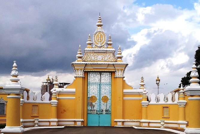 4 Hours Private Phnom Penh National Museum and Royal Palace Tour - Why the Royal Palace and National Museum combo is a great use of time