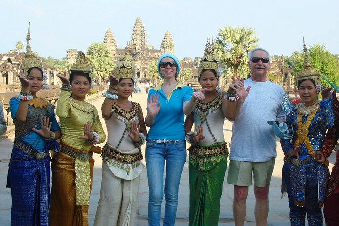6-Day Private Cambodia Tour to Angkor Wat in Siem Reap and Phnom Penh - Private Cambodia, Real Breathing Room