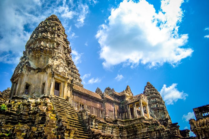 7-must See Temples in Angkor Park (Private Guided Tour) - Ta Prohm: film-familiar ruins with a guided route
