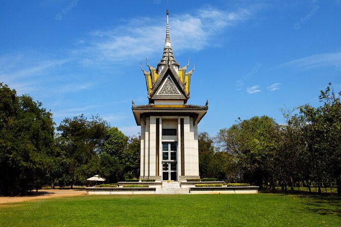 8 Days Private Guide Tour Phnom Penh to Battambang & Siem Reap - Angkor Thom, Ta Prohm, and Angkor Wat, built into a smooth morning to sunset day