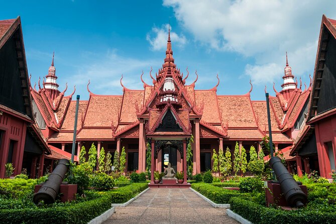 8 Days Private Guide Tour Phnom Penh to Battambang & Siem Reap - Beng Mealea and Koh Ker: Angkor’s wilder edge without the main pack