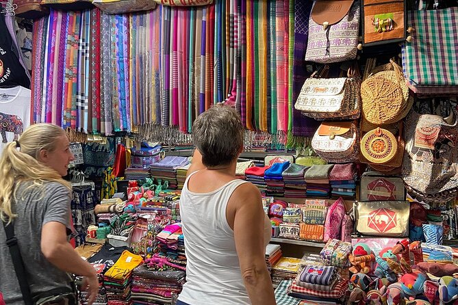 8 Days Private Guide Tour Phnom Penh to Battambang & Siem Reap - Siem Reap outskirts: Banteay Srei, landmines museum, and Kompong Phluk by boat