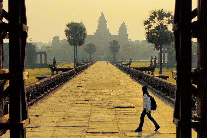 A Day Private Discovery - Sunrise Angkor Wat, Bayon And Ta Prohm - Meeting at 5:00 am, pickup, and staying comfortable