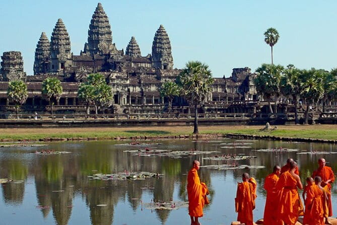 A Day Tour to Magnificent Angkor - Why This Reverse-Order Angkor Day Feels So Much Calmer