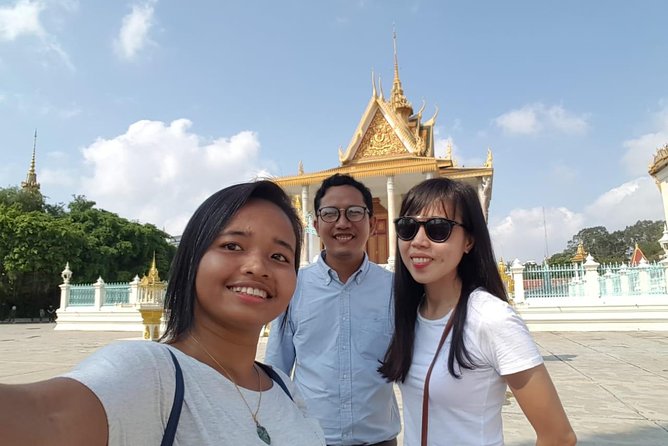 A Half Day Tour in Phnom Penh City - Royal Palace and Silver Pagoda, plus the dress code reality check