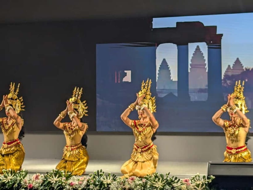 A Night To Remember: Apsara Dance Show with Buffet Dinner - Apsara dance you can follow, even if you do not know the moves