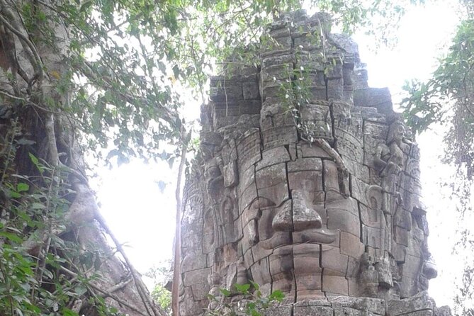 Angkor Full Day Tour All The Main Temples - Getting your Angkor day ticket at Angkor Enterprise