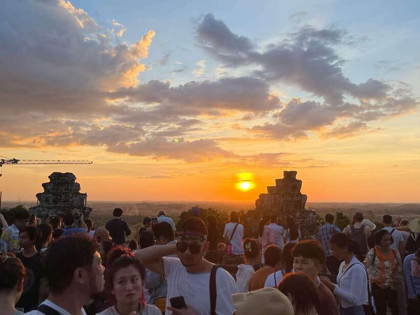 Angkor Highlights and Sunset Tour - Angkor Thom and Bayon: getting your bearings in the maze