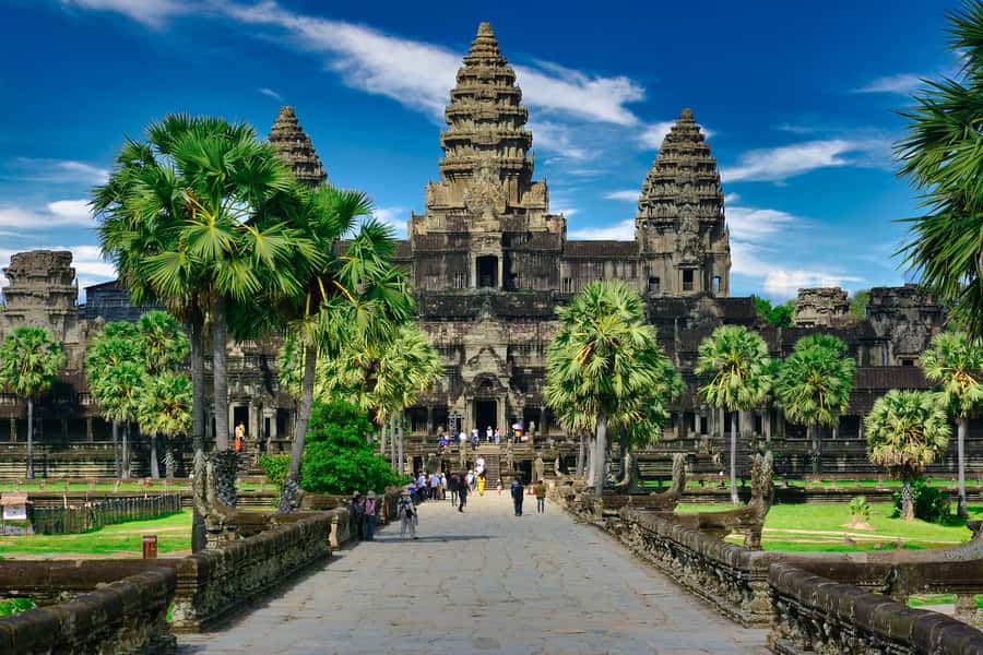 Angkor Region: 3-day Private Tour of Top Temples - Day Three: 5:00 am Angkor Wat Sunrise and the Quiet Detail of Banteay Srey