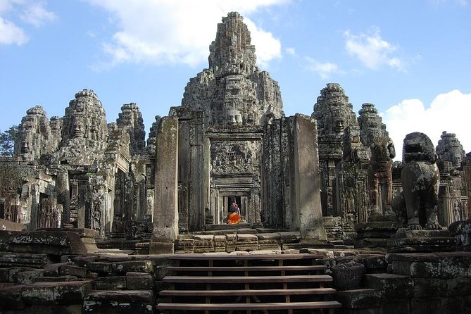Angkor’s Finest Examples in Brief - Angkor Thom: Bayon faces, Elephant Terrace, and the Terrace of the Leper King