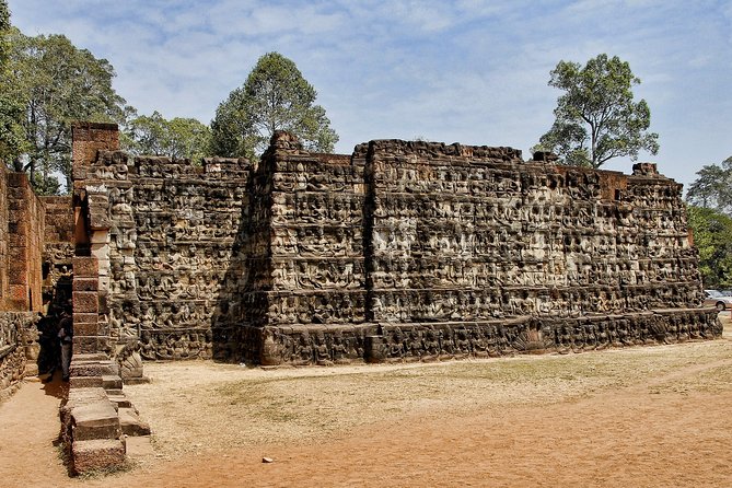 Angkor’s Finest Examples in Brief - Ta Prohm: the jungle temple effect and the “left in place” choice
