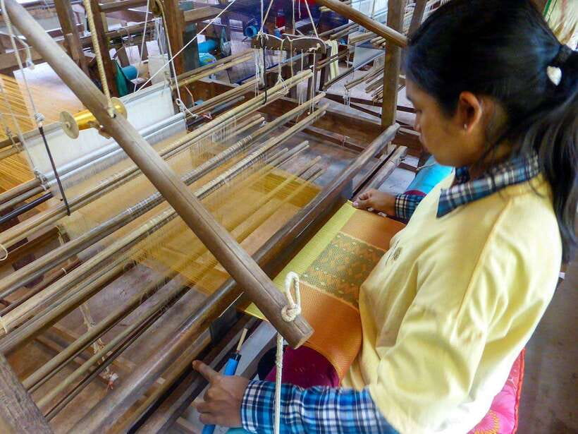 Angkor Silk Farm & Lotus Silk Farm: Siem Reap Discovery Tour - Why this tour can be a smart use of 4 hours