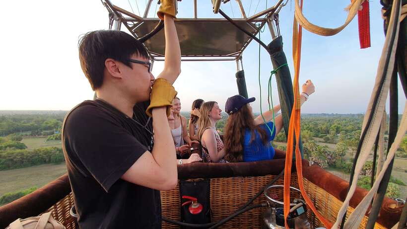 Angkor Stunning Hot Air Balloon - Pickup, transport, and what the “smooth logistics” look like