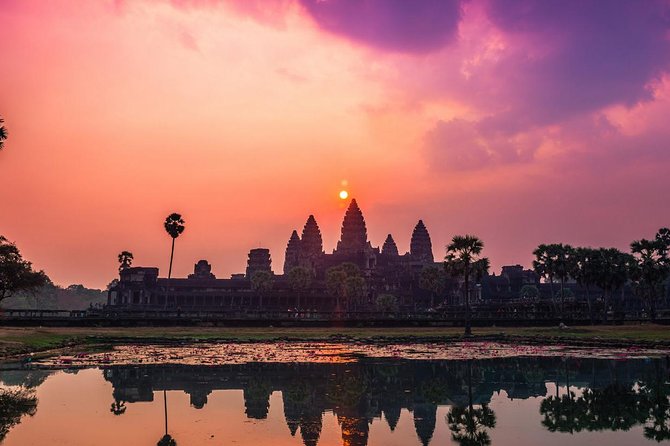 Angkor Sunrise Half-Day Tour with Private Vehicles & Tour Guide - The early start timing, and what you gain by leaving at 4:30 am