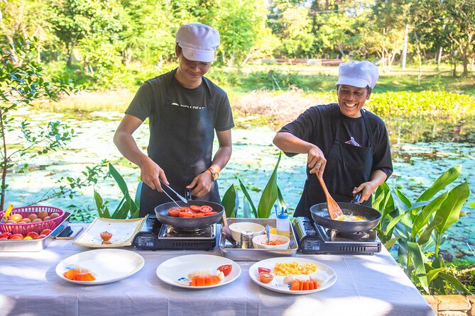 Angkor Sunrise Jeep Tour - Inclusive Breakfast & Lunch - Guides Who Make the Temples Click