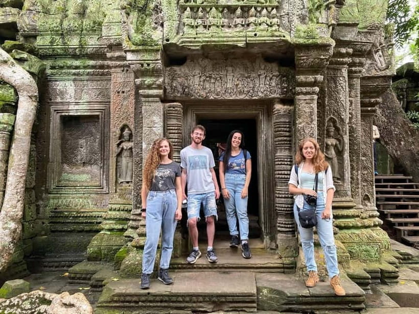 Angkor Sunrise or Sunset Tour (includes breakfast or lunch) - When sunrise fails, and how to enjoy the rest anyway