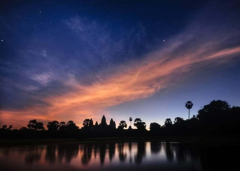 Angkor Sunrise or Sunset Tour (includes breakfast or lunch) - Royal Bath at Srah Srang, breakfast with Khmer comfort food