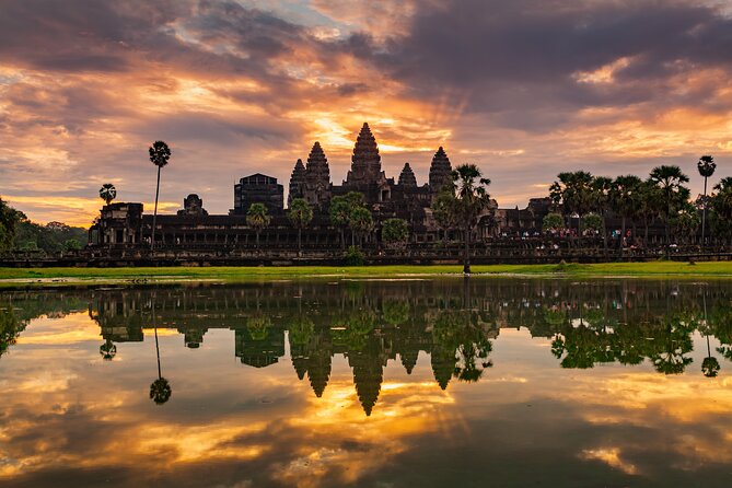 Angkor Sunrise Small Group Tour Inclusive Breakfast and lunch - Angkor Wat at Sunrise, and How to Enjoy It Without Stress