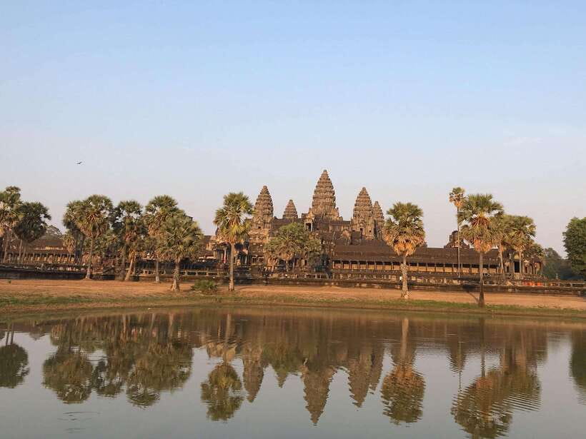 Angkor Temples Highlights Tour: 2 Days with Sunrise - Day 1 route: from Angkor Wat to Ta Prohm’s tree roots