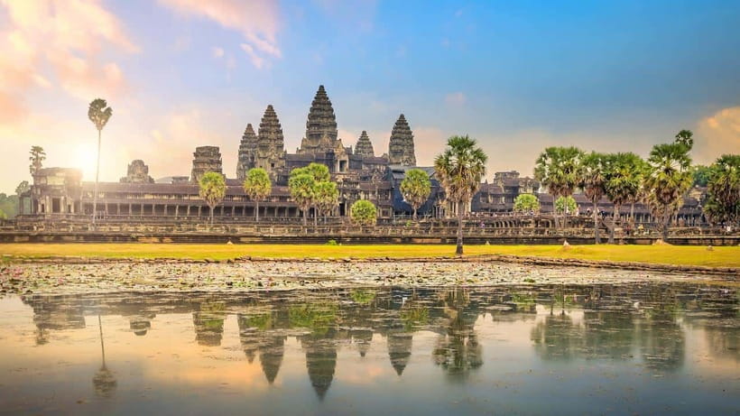Angkor Wat: 2-Day Sunrise and Floating Village Tour - The Terrace stops and lunch break: Elephant and Leper King