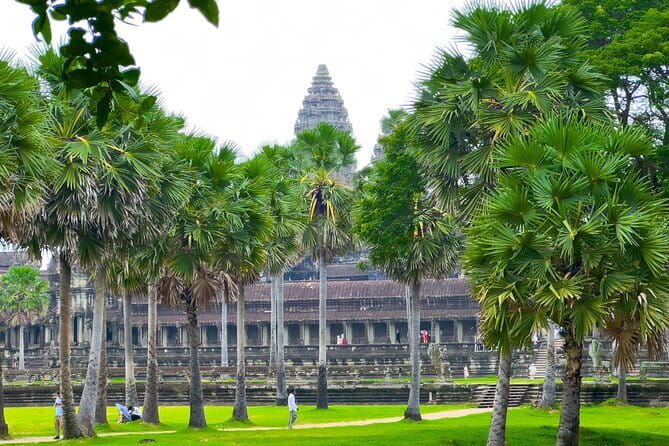 Angkor Wat 2 Days and a Half Temples & Tonle Sap-Small Group Tour - Price and value: what $79 really covers, and what it does not